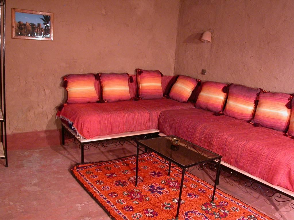 Gite Elkhorbat Tinejdad Exterior foto